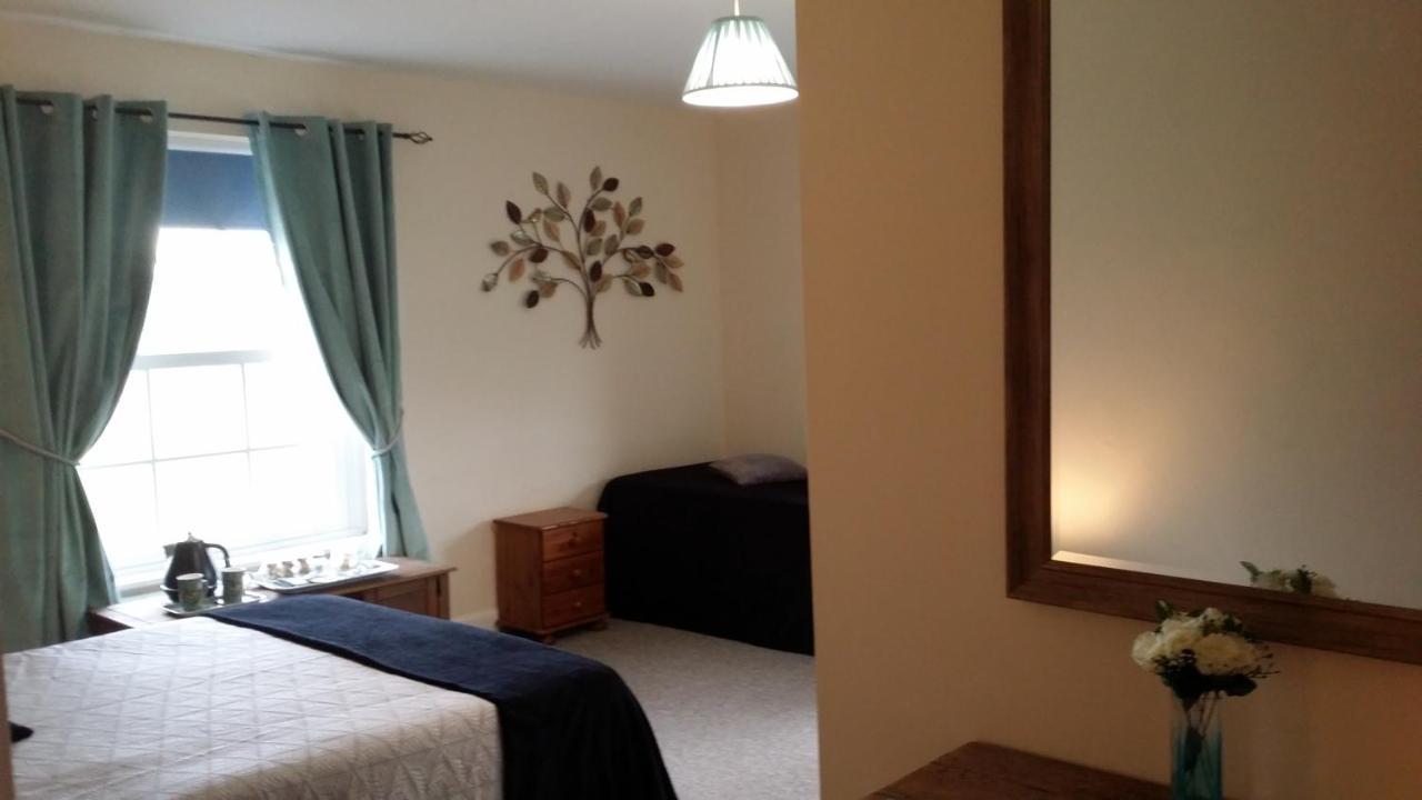 Riverbank Guest House Wiggenhall Saint Germans Экстерьер фото